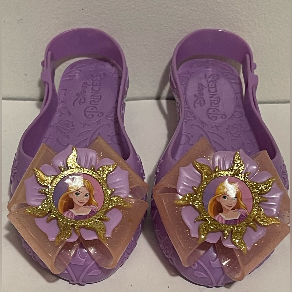 Disney Purple Girls' Rapunzel Jelly Sandals with Gold Accent